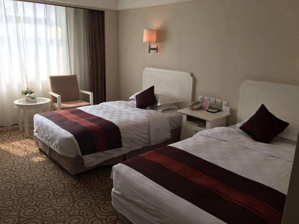 Beijing Spring Hotel エクステリア 写真
